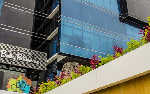 STREET MALL | Vía Israel | Desde 130 m2